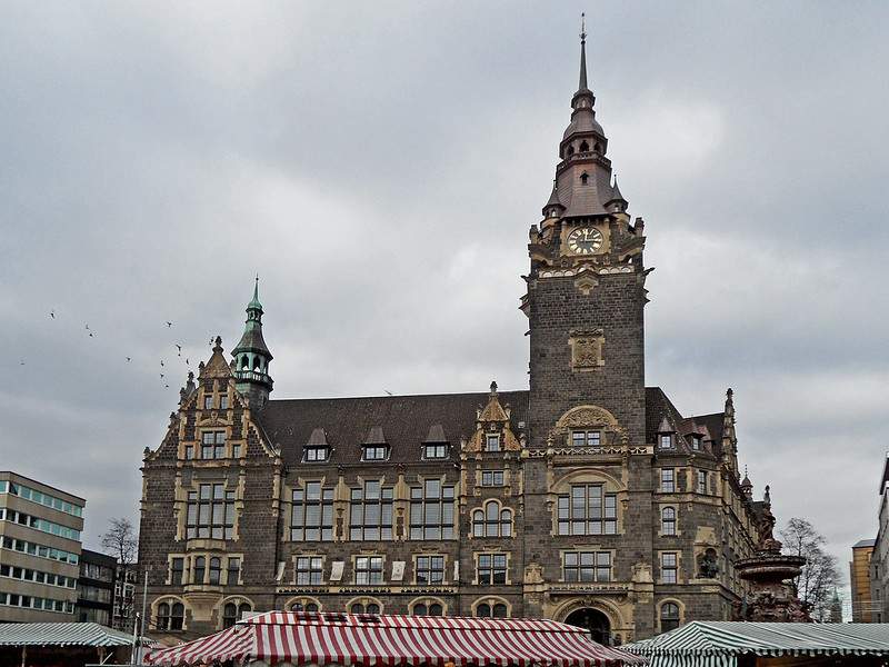 Rathaus Immobilienmakler Wuppertal-Elberfeld