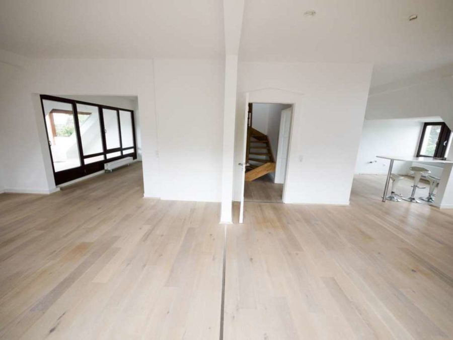 42115 Wuppertal / Brill, Dachgeschosswohnung: vom Eigentümer***luxuriöse Maisonette-Wohnung in ruhiger Lage - Essen und Wohnen