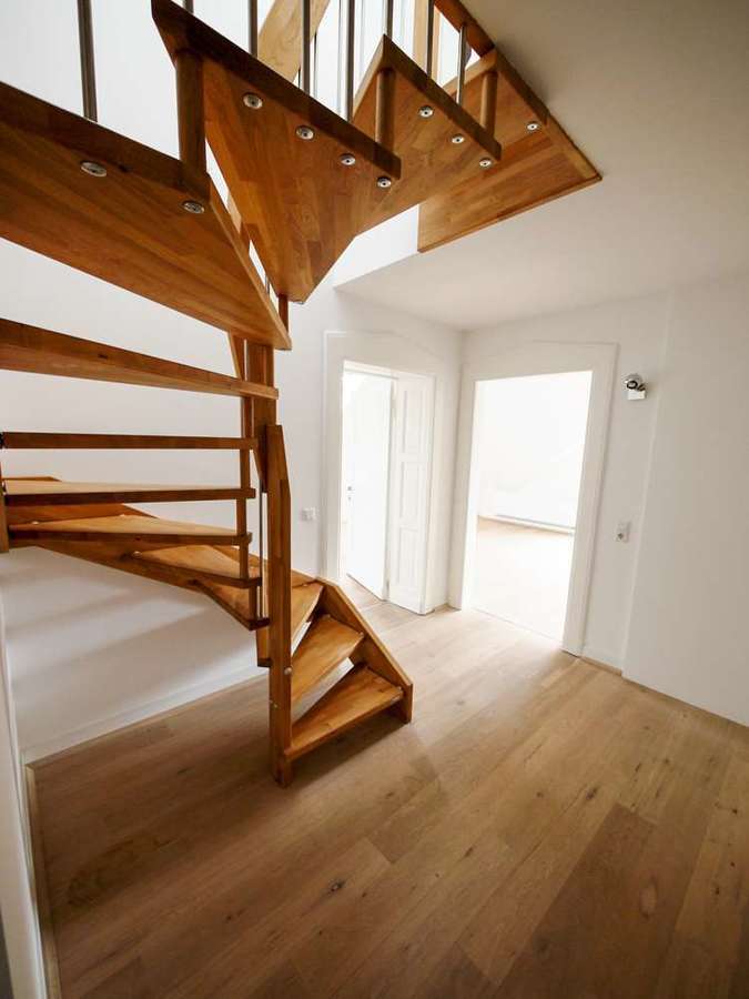 42115 Wuppertal / Brill, Dachgeschosswohnung: vom Eigentümer***luxuriöse Maisonette-Wohnung in ruhiger Lage - Flur