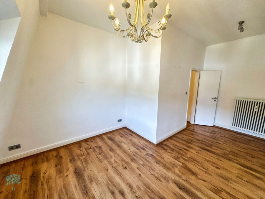 Ankleide und Schlafzimmer - ***komplett modernisierte Wohnung mit attraktiver Loggia