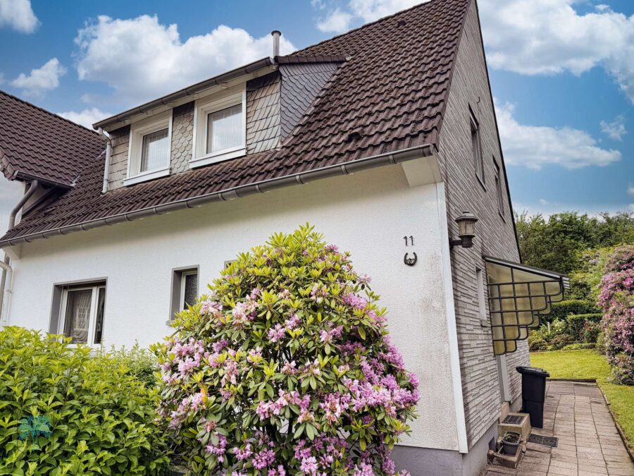 ***Einfamilienhaus mit Ausbaureserve, 42369 Wuppertal, Einfamilienhaus