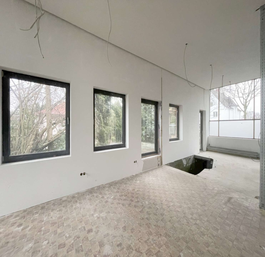 Halle-hinten-Fenster